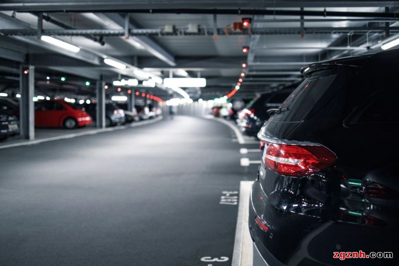 市場需求強(qiáng)勁,全球電動汽車電池產(chǎn)能亟需大幅提升