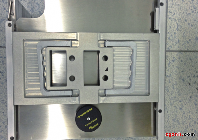 圖爾克BL ident RFID系統(tǒng)在半導(dǎo)體行業(yè)中的應(yīng)用